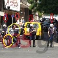 ΜΑΤ και 'αγανακτισμένοι πολίτες' της Χρυσής Αυγής επιχειρούν κατά μεταναστών στην Πατησίων